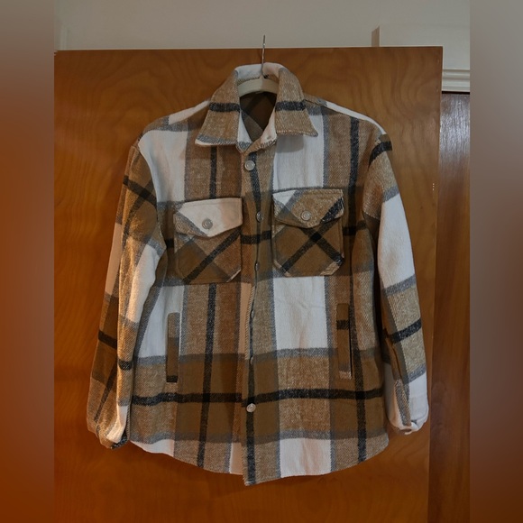 Plaid shacket - Picture 3 of 3